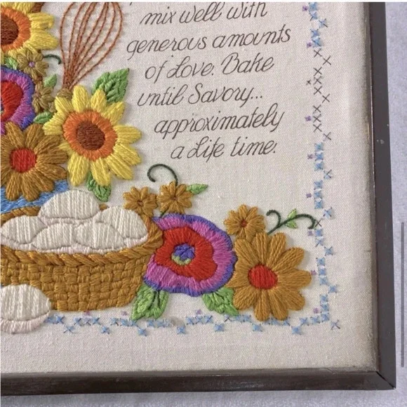 Vintage Handmade Love’s A Cookin’  Recipe Framed Embroidery Art - Picture 7 of 10